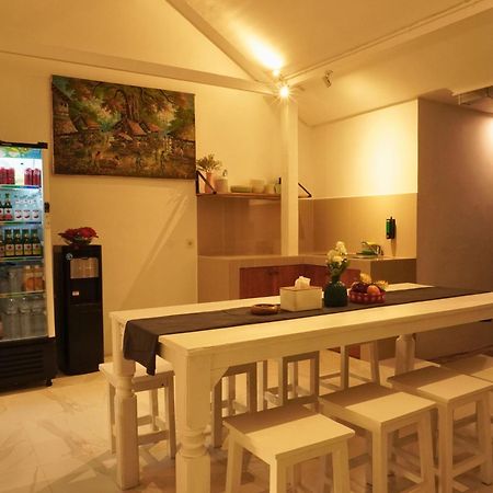 Summer Of Surf Hostel Uluwatu Ungasan Exterior foto