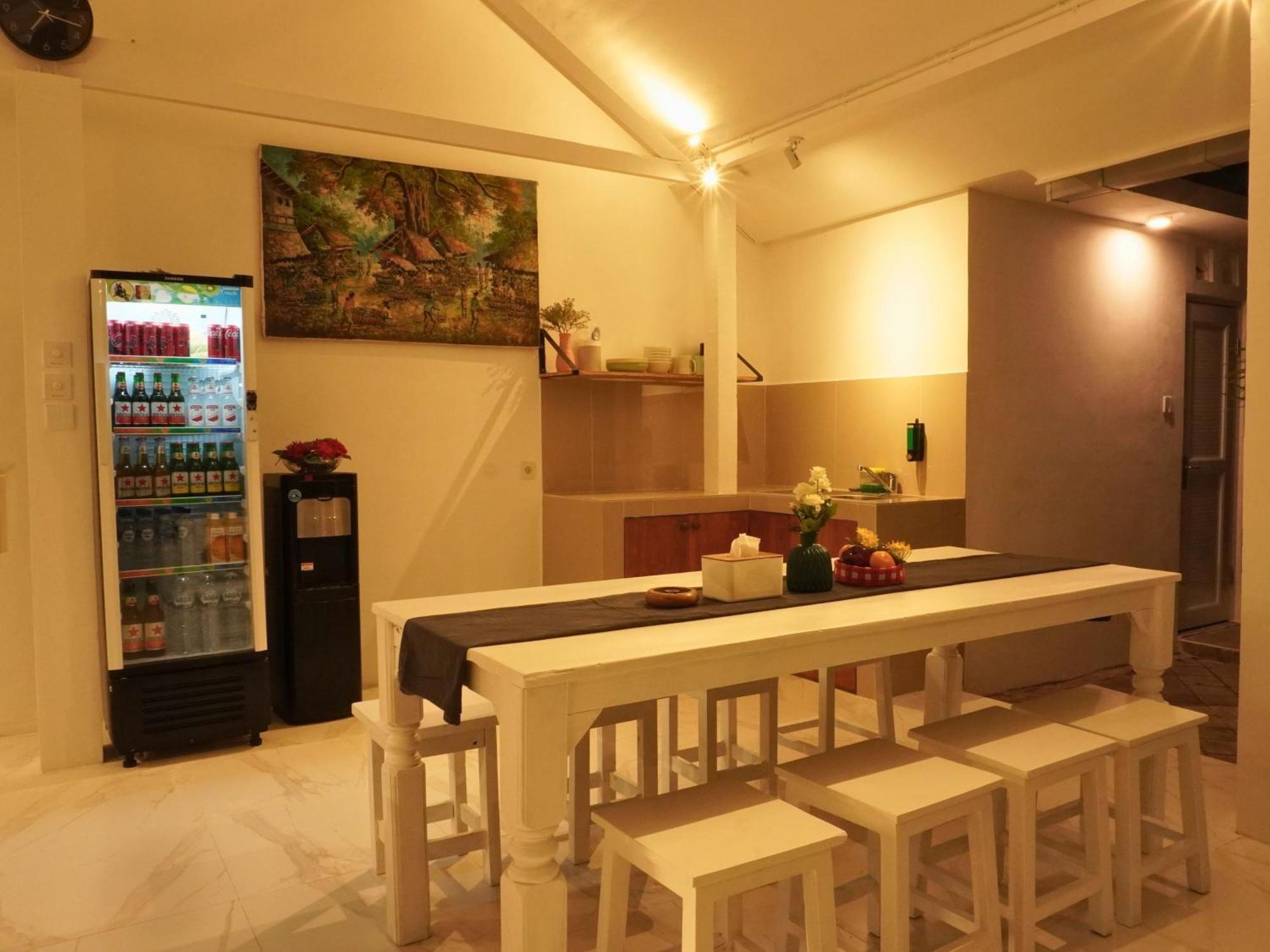 Summer Of Surf Hostel Uluwatu Ungasan Exterior foto