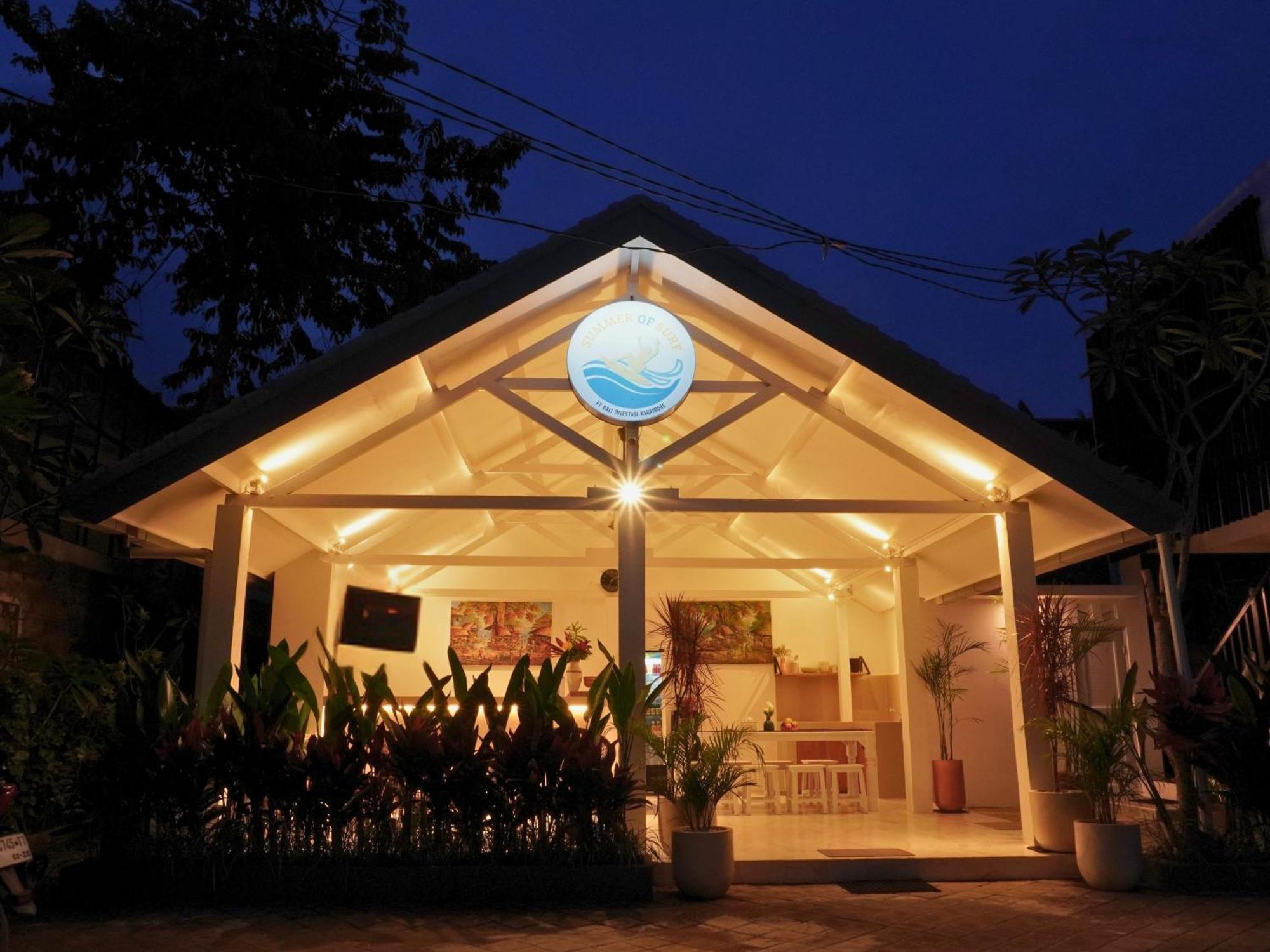 Summer Of Surf Hostel Uluwatu Ungasan Exterior foto
